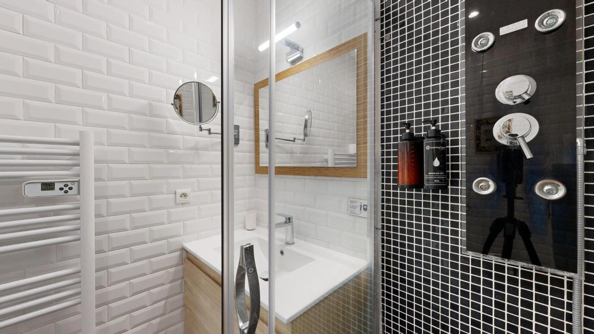 216 Suite Vintage Spirit - Superb Apartement Париж Екстериор снимка